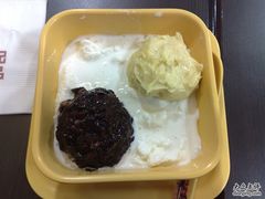 201010035263-满记甜品(巴黎春天宝山店)