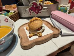 -水桶王国主题餐厅·聚会·生日派对·亲子活动·家庭套餐(亚龙湾希尔顿店)