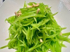 松仁炝莴笋-小胖私厨状元宴·东北私房菜馆