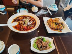 -喜乐餐厅•灯笼虾球首创者•本地小海鲜(二马路店)