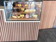 面包甜点陈列柜-麦当劳(捞品城店)