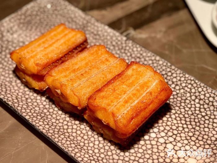 新荣记(BFC外滩金融中心店)黄金脆带鱼图片