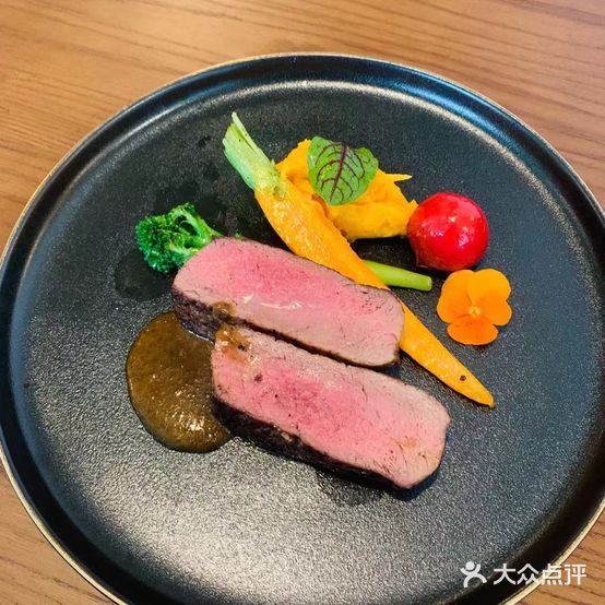 世林西餐厅(加新·时代印象店)