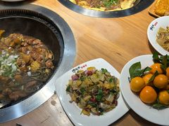 -咱屯子铁锅炖直营店(保利店)