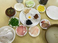 -桥香园云南过桥米线(金马碧鸡店)