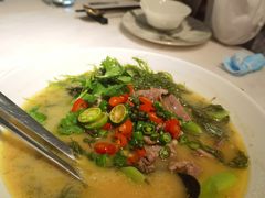 烧椒酸汤福山牛肉-闻见中国海南菜(K11店)