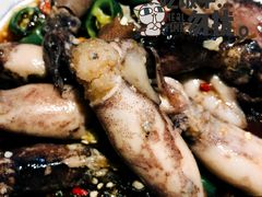 -臻鲜燕海鲜融合餐厅(金陵style店)