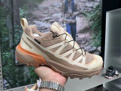 -SALOMON萨洛蒙(青岛海信店)