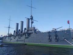 -阿芙乐尔号巡洋舰