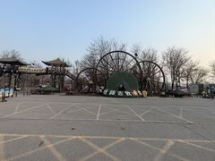 -呀路古热带植物园
