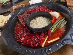 -黄潇洒老火锅(九眼桥宏济巷店)