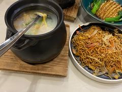 -乜都得港式茶楼(天贵路店)