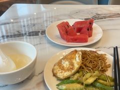 -广州英豪斯酒店(番禺政务中心傍江地铁站店)
