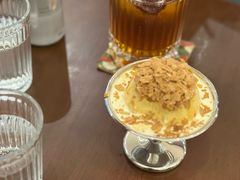 -Café Monson