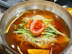 -啊美丽炭火烤肉(滑翔一店)