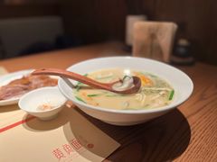招牌黄鱼面-荣家黄鱼面(前滩太古里店)