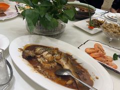 -沪华海鲜大酒楼(南汇店)