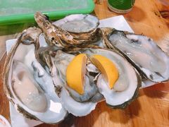 生蚝-官塘锋记鱼生·生腌·砂锅粥(牌坊街店)