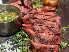 -LESCEDARS Brasserie Bistro香柏树