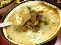 -红宝石·鲜奶小方·海派西点房(金杨店)