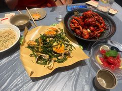 -肥肥虾庄·金牌油焖大虾(杨园滨江时代walk店)