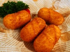 -又见马甲M8融合西餐厅(体育中心店)