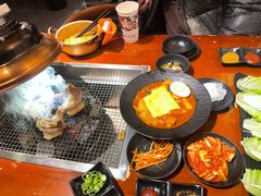 -肉甲韩国木炭烤肉(新壹街1店)