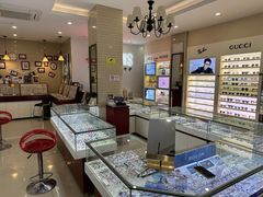 -吴良材眼镜(北中路店)