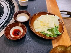 -阿山卓·野生菌火锅·纳西火塘烤肉