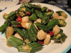 秋葵炒贝丁-旺角小渔村(二马路店)