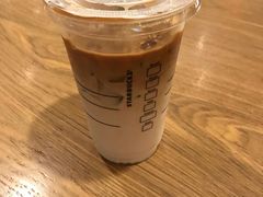 -星巴克臻选(宁波北仑银泰城店)