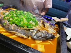 -夯鱼烤鱼·尔滨地标美食(国展店)
