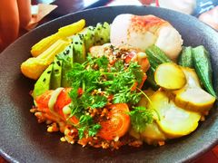烤三文鱼沙拉-O'mills Sourdough Bakery&Bistro(永嘉路店)