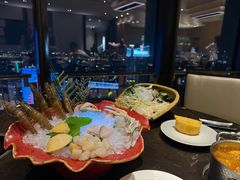 -金陵饭店 56F 家·海鲜火锅餐厅