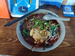 -丁丁猫重庆小面(徐州路店)