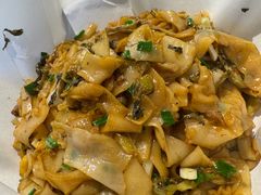 -山顶沙河粉-粤菜馆(凯旋店)