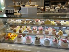-焙丽拾光(麦凯乐直营店)