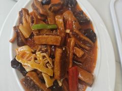 -清真·胖妈妈手抓餐厅(定西路长城宾馆店)