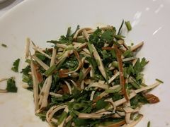 香菜干丝-新吉士·上海菜(浦东LCM置汇旭辉店)