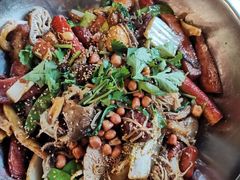 甜腊肠-愉肴麻辣香锅(中山路店)