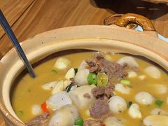 -头上红煨盐鸡·非遗院子餐厅