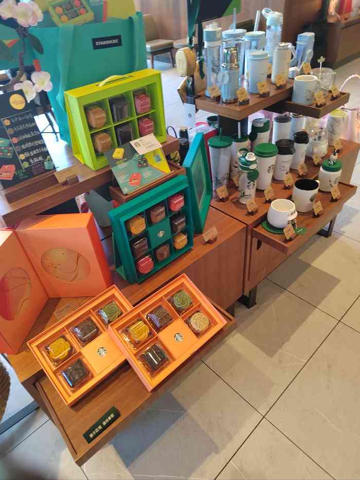 星巴克臻选(中海环宇荟店)-"一位长得非常喜庆的咖啡师女孩91帮我点