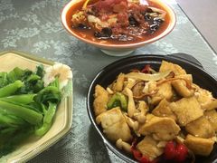 -天天向上素食餐厅(五台山店)