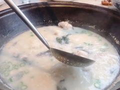 -陈大锅·岳阳鱼馆·地道岳阳菜(美食街店)