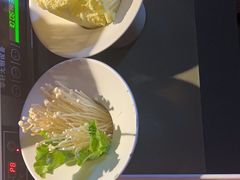 -九鼎轩脆毛肚火锅(南京东路店)