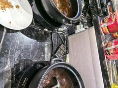 -来龍儿鲜切牛肉自助老火锅
