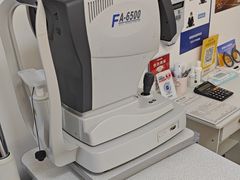 -天空之镜眼镜店蔡司依视路配镜授权零售店(望京颐堤港店)