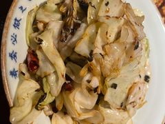 红薯叶炒包菜-吃饭皇帝大土家民族菜(正大广场店)