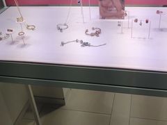 -Pandora潘多拉珠宝(宝山万达广场店)