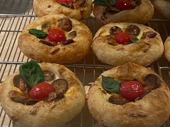 -VERIE BAKEHOUSE